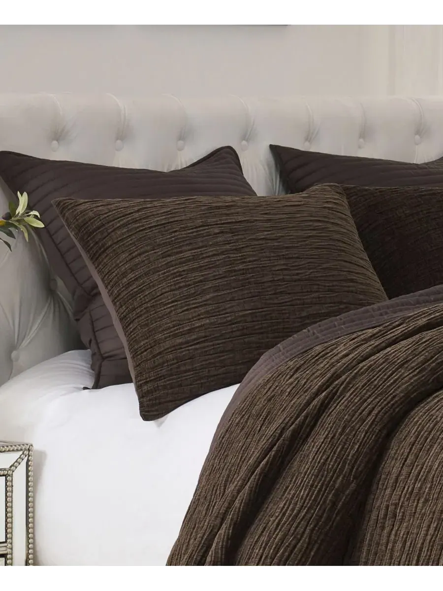 Наволочка Velvet Crush Lightweight, Standard Greenland Home Fashions — изображение 4 из 4, коричневый