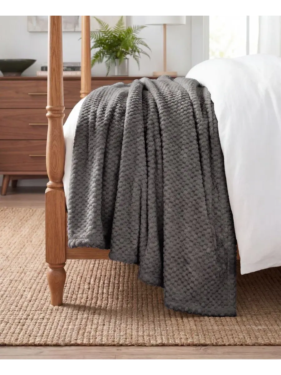 Плед флисовый классический Pebbled Popcorn, Twin XL Superior — изображение 8 из 8, темно-серый