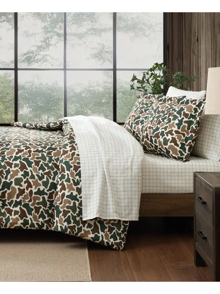 Комплект постельного белья Mod Camo Print из 7 предметов, размер Queen Eddie Bauer — изображение 3 из 7, зеленый
