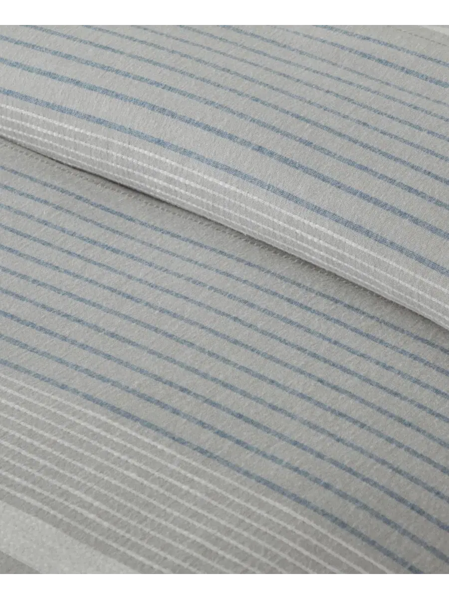 Комплект стеганого пододеяльника Hawthorn Stripes Reversible, 3 предмета, Full/Queen Levtex Home — изображение 5 из 6, серый
