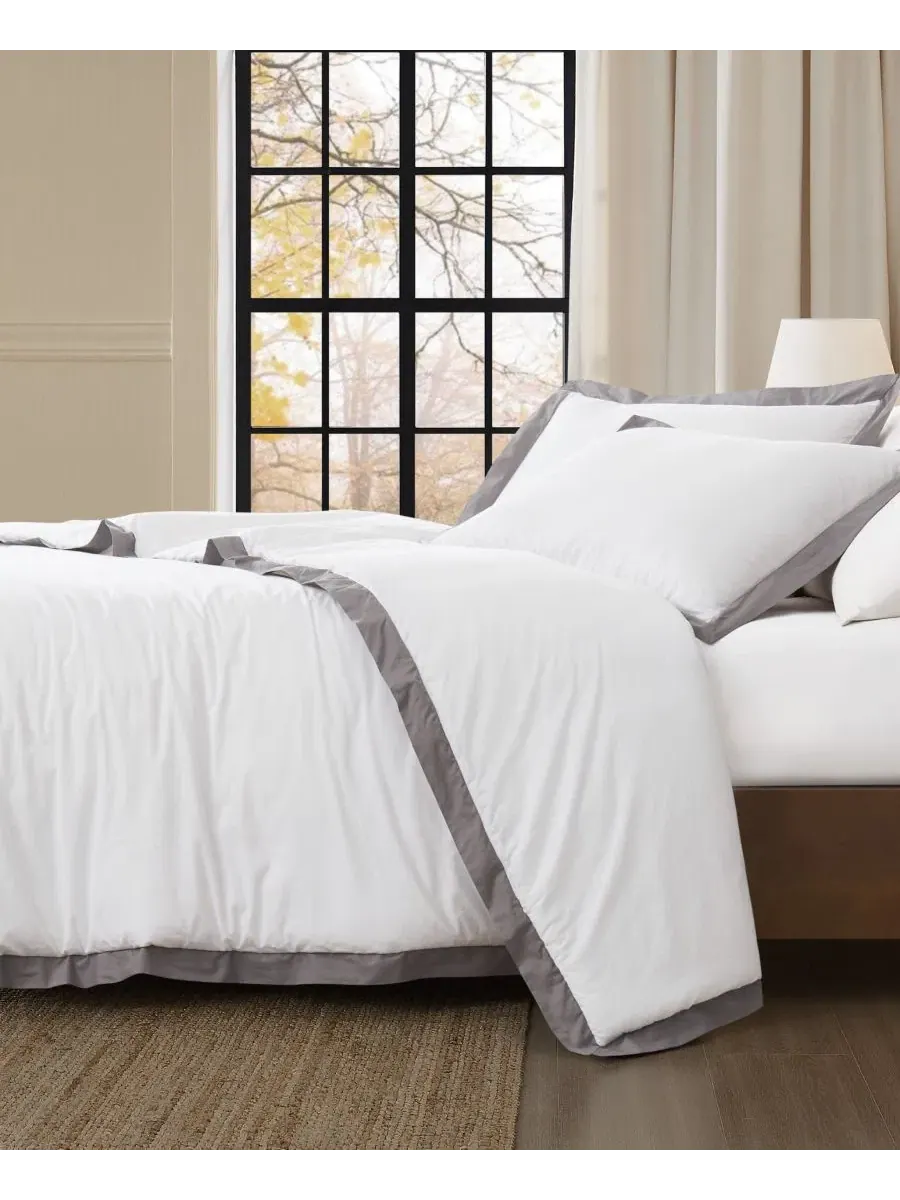Комплект постельного белья Cotton Hotel Border, Full/Queen Brooklyn Loom — изображение 2 из 6, белый серый