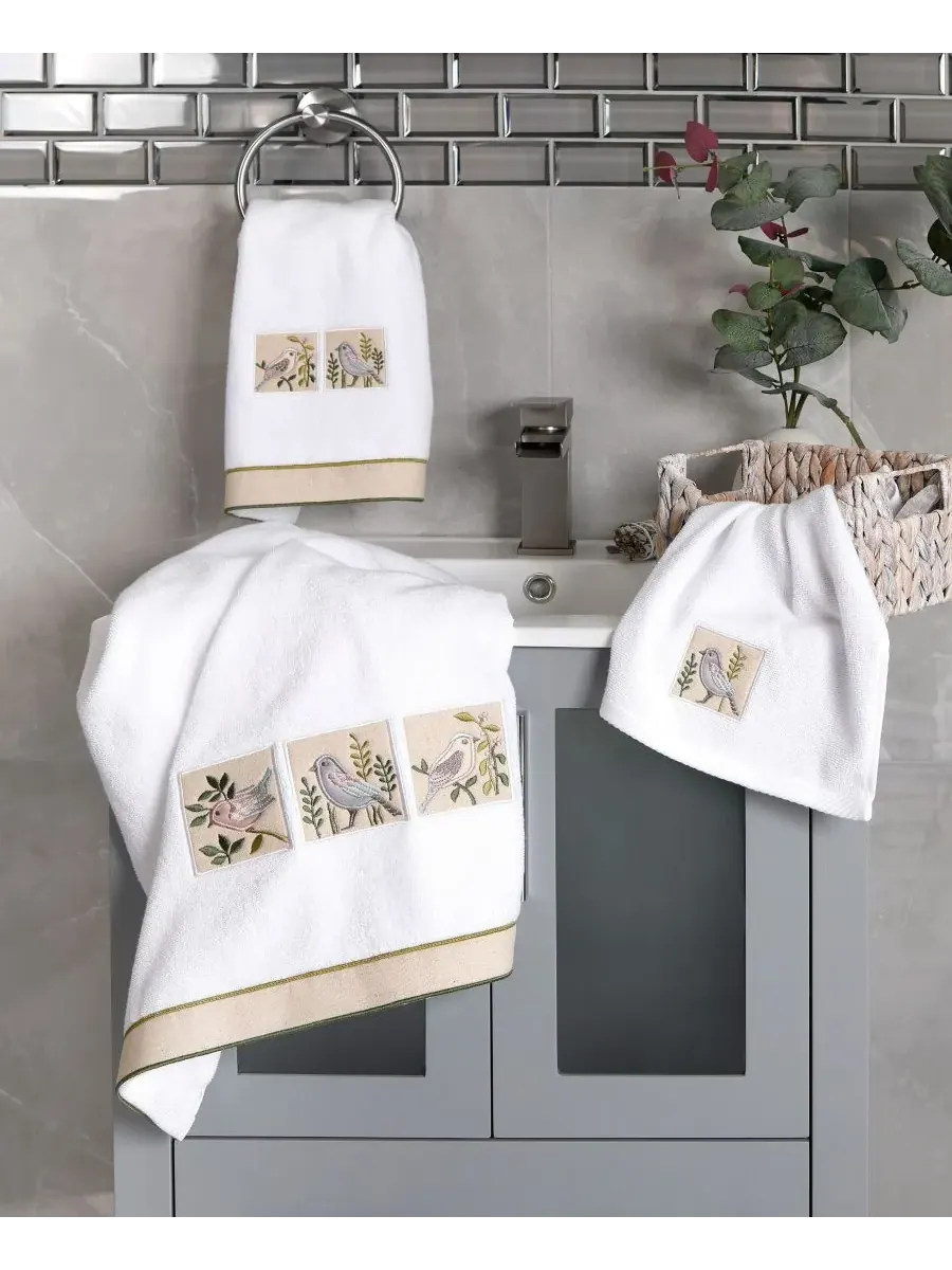 Набор из 3 полотенец Cotton Belinda с вышивкой Linum Home — изображение 4 из 4, белый