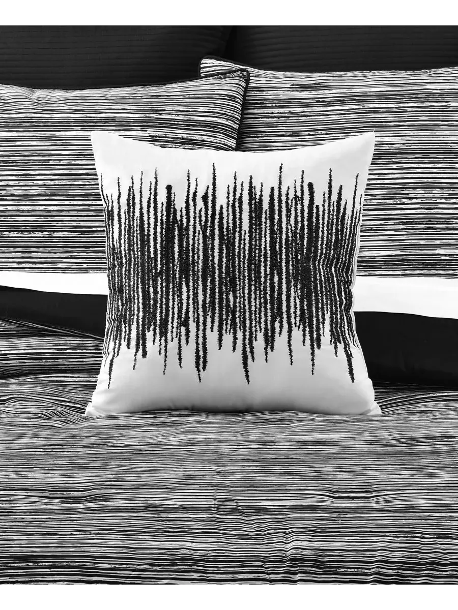 Комплекты постельного белья Dalton Stripe Royal Court, черный, размер 18" x 18" Decorative Pillow — изображение 3 из 3