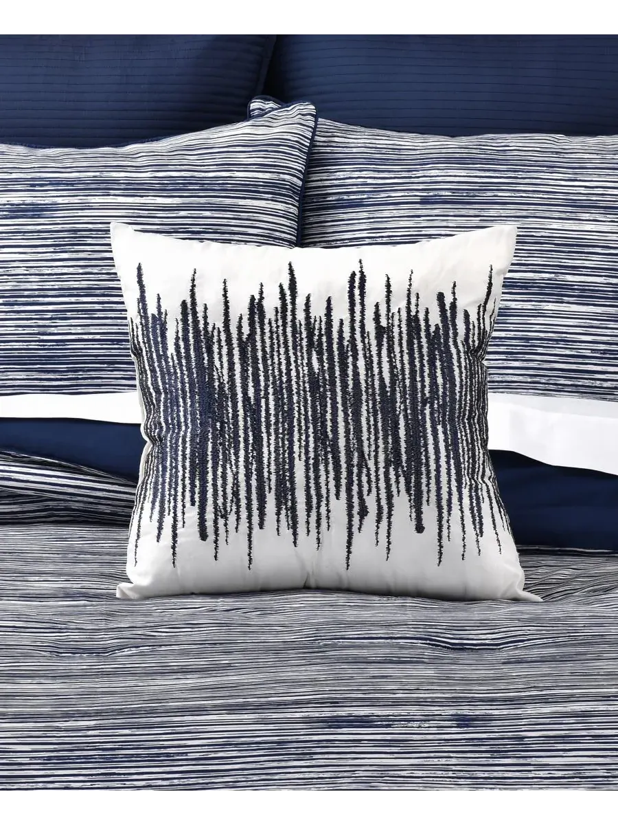 Комплекты постельного белья Dalton Stripe Royal Court, темно-синий, размер 18" x 18" Decorative — изображение 3 из 3