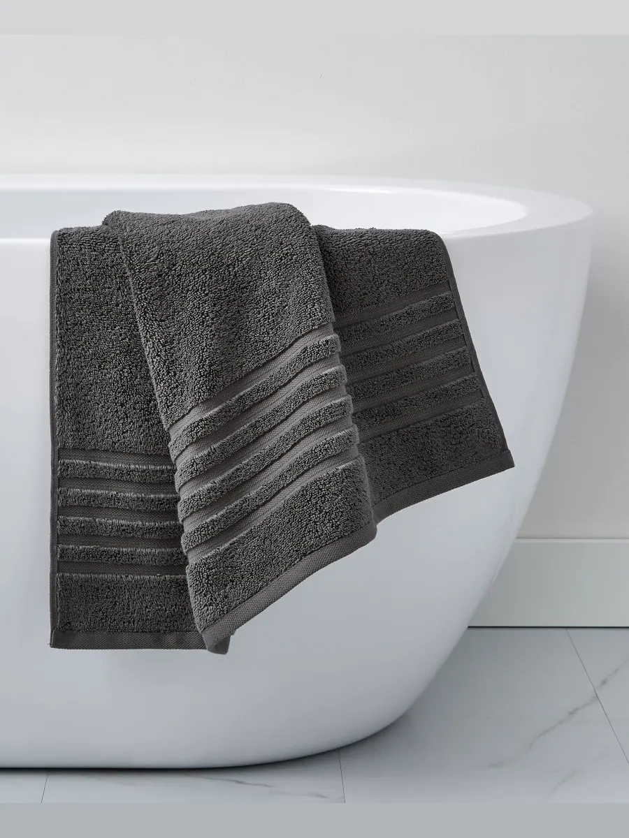 Банное полотенце Ultimate MicroCotton, 76 см x 137 см, Hotel Collection — изображение 2 из 5, дымчатый