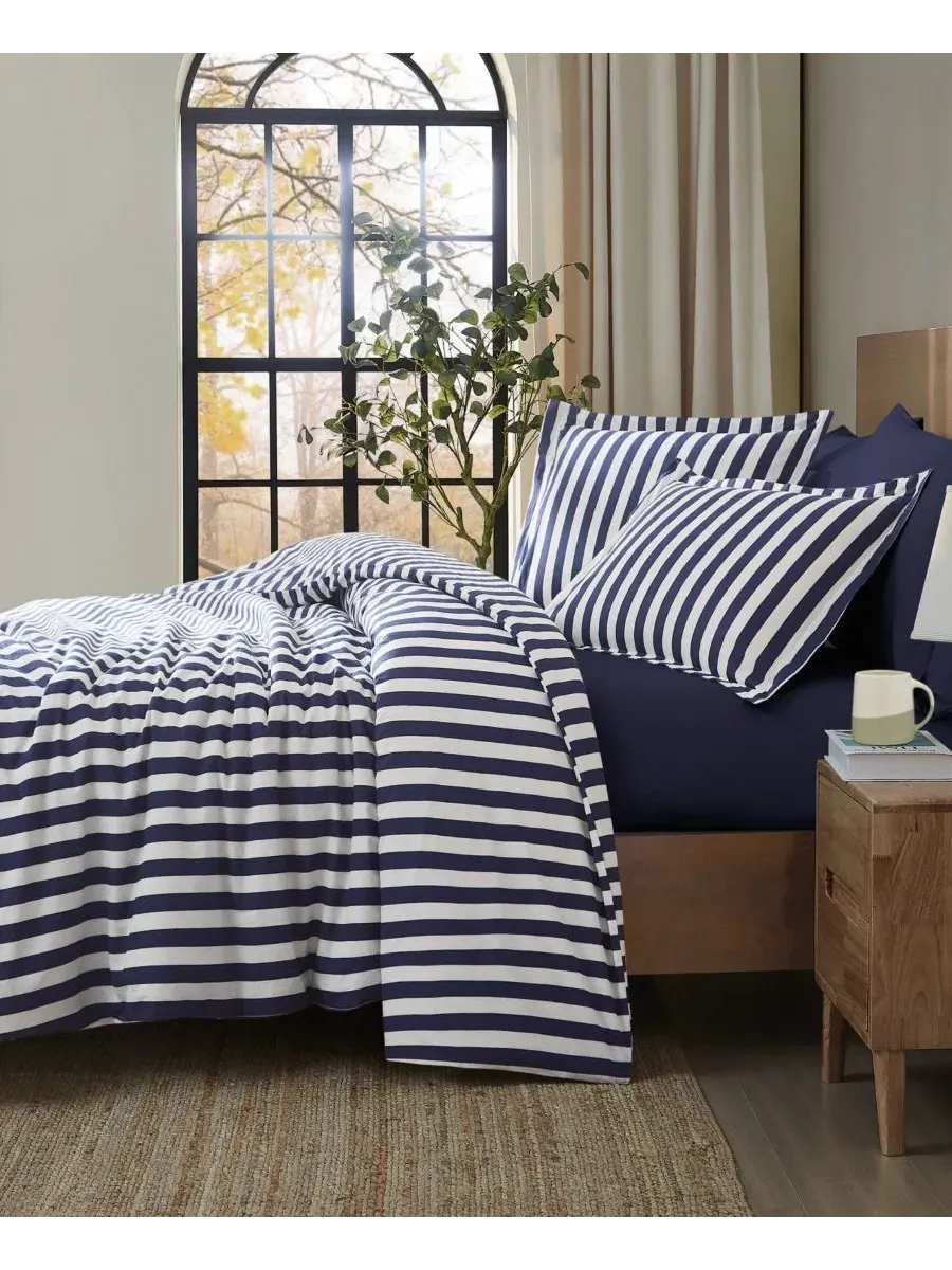 Комплект пододеяльников с простыней Levi Stripe, King Brooklyn Loom — изображение 2 из 6, белый темно-синий