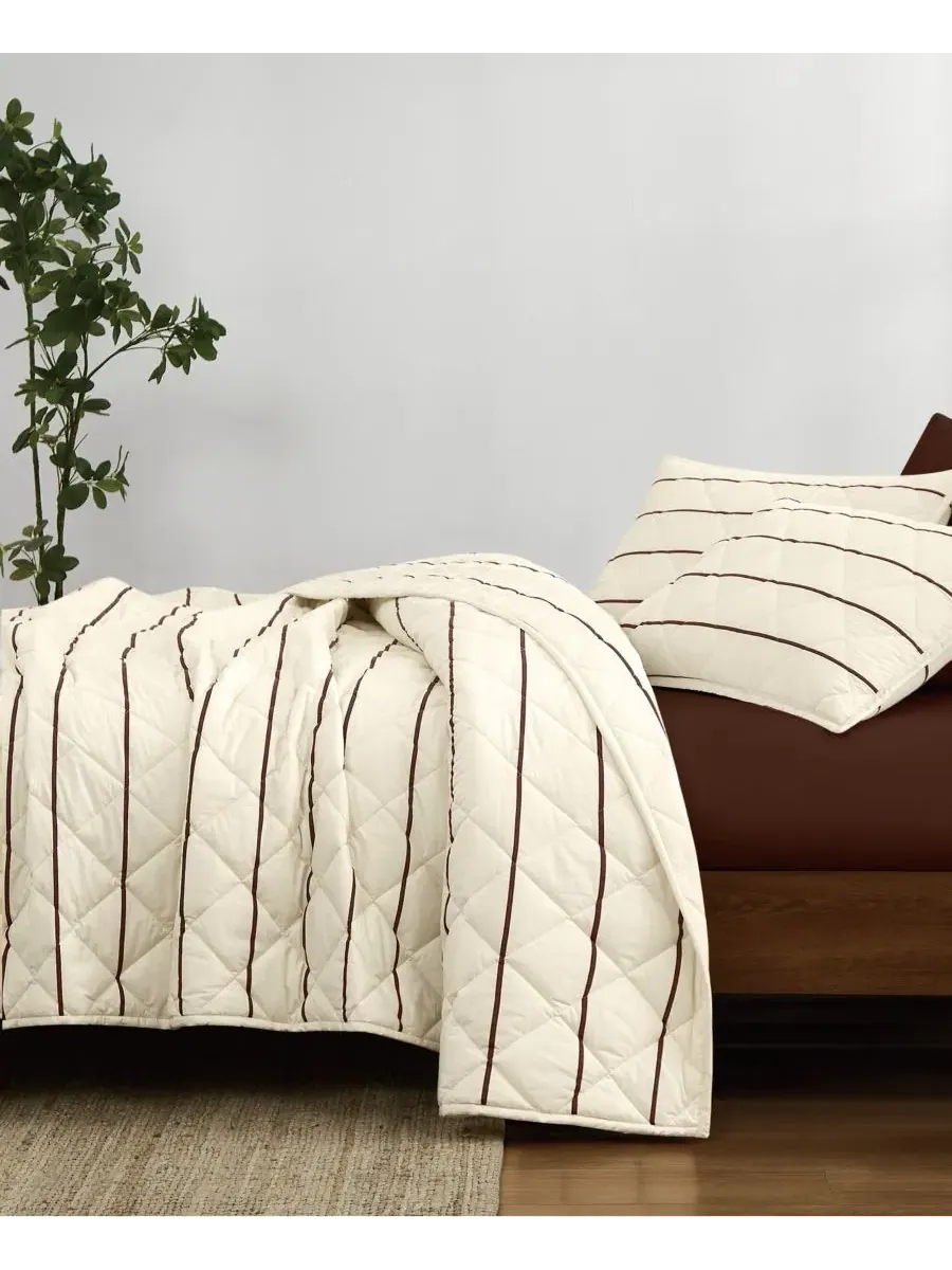 Комплект стеганого покрывала Hayward Stripe 2-Piece, Twin/Twin XL Brooklyn Loom — изображение 2 из 5