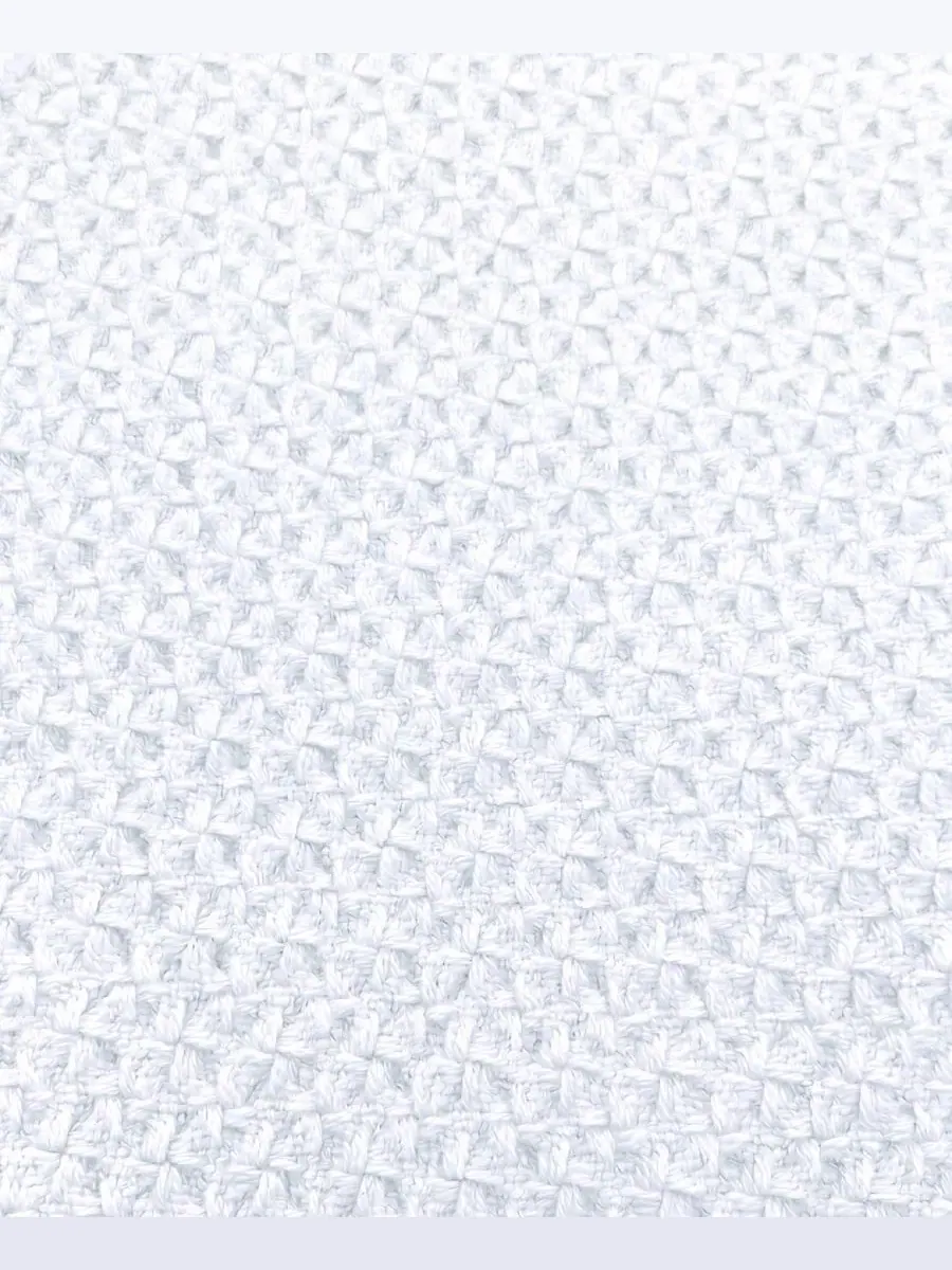 Плед хлопковый с жаккардовым узором Honeycomb Sleep & Beyond — изображение 4 из 4, белый