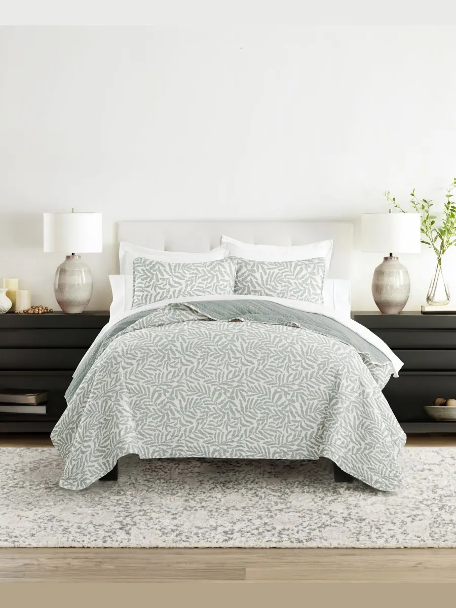 Двусторонний комплект постельного белья Tossed Ferns, 2 предмета, размер Twin/Twin XL ienjoy Home — изображение 1 из 10
