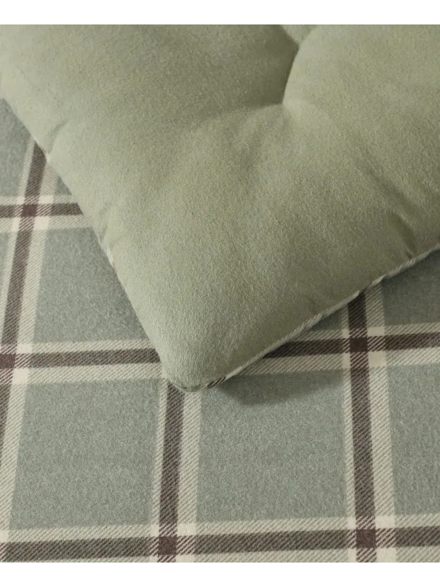 Комплект стеганого фланелевого одеяла Alpine Plaid, 3 предмета, Full/Queen Eddie Bauer — изображение 4 из 7