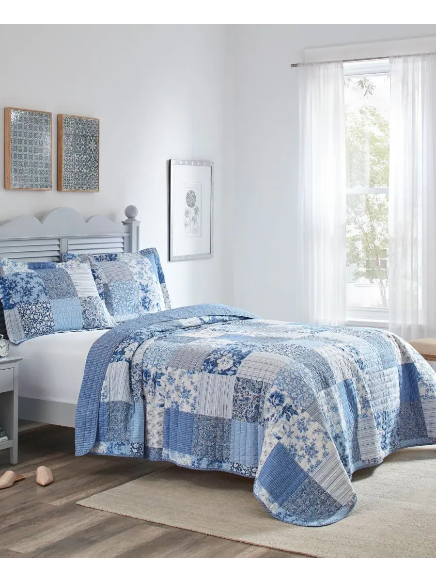 Двустороннее одеяло с узором «пейсли», комплект из 2 предметов, размер Twin Laura Ashley — изображение 1 из 4, яркий синий