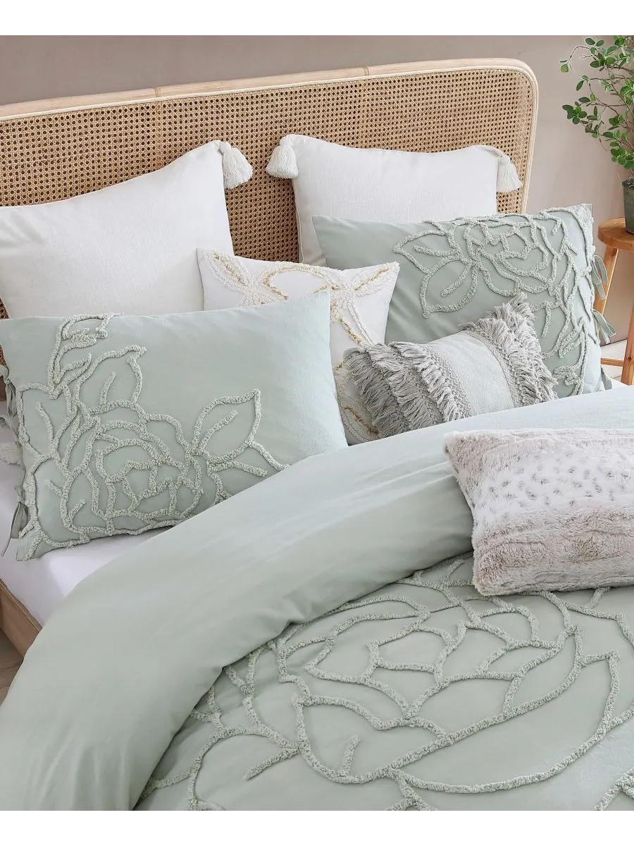 Комплект постельного белья Chenille Rose, 3 предмета, размер King Peri Home — изображение 3 из 5, зеленый