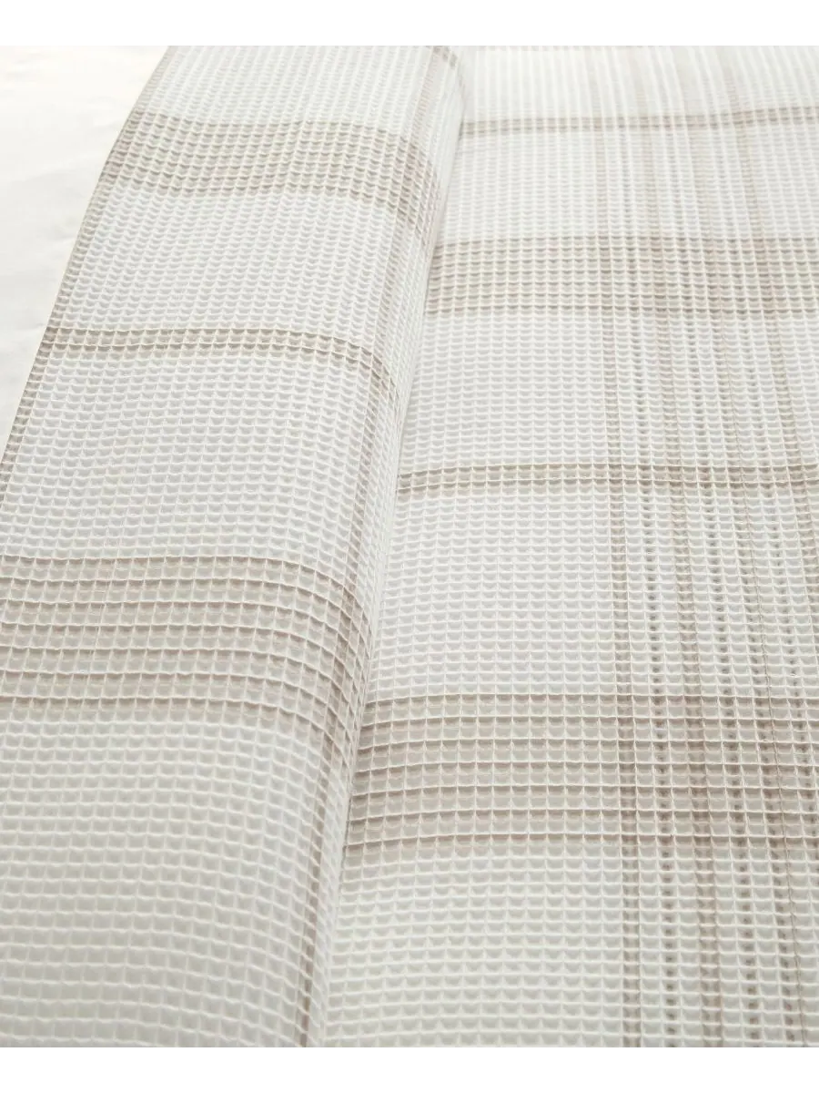 Комплект постельного белья Home Waffle Plaid из 3 предметов, размер King Levtex — изображение 7 из 7, тауп