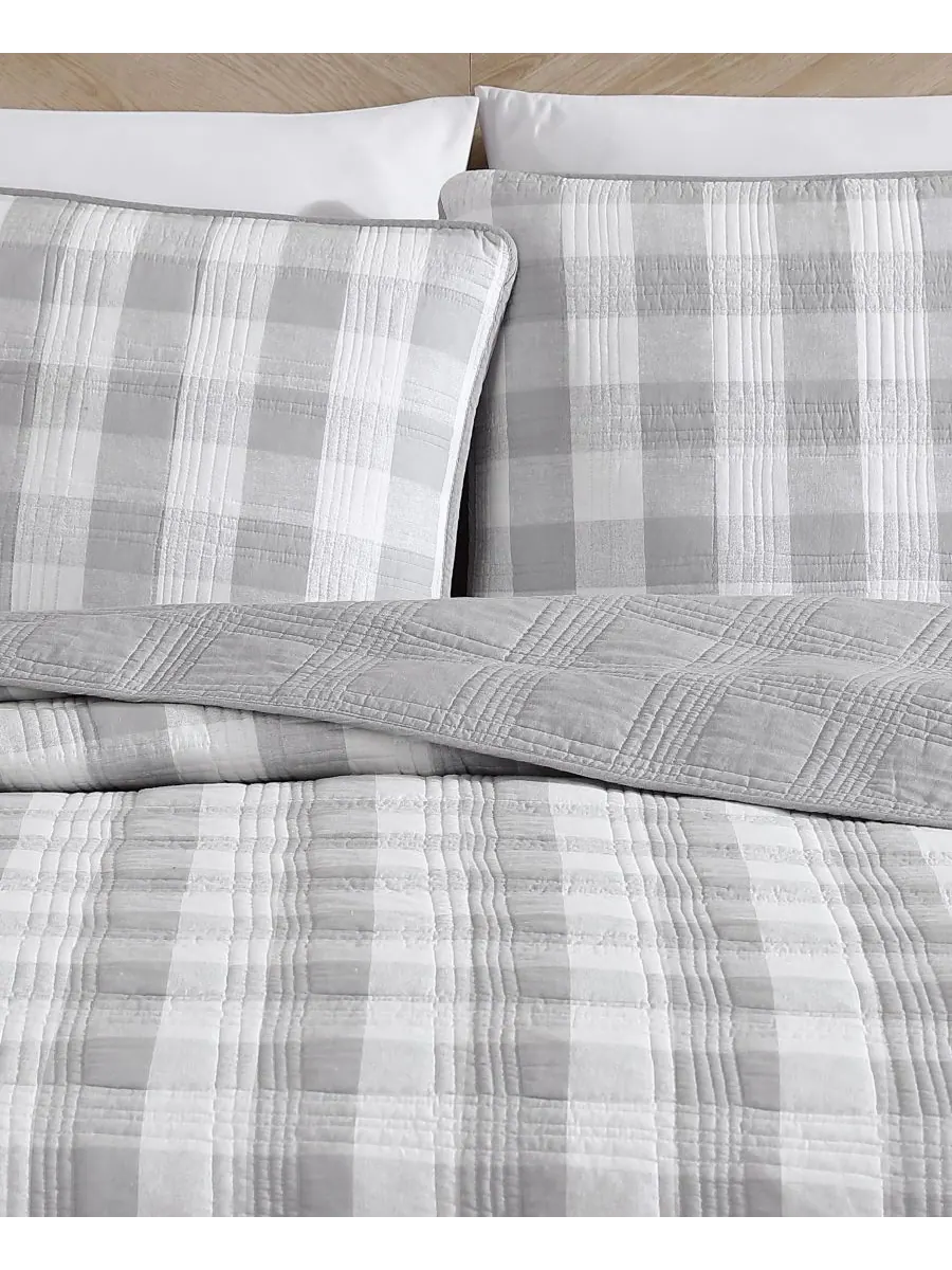 Комплект постельного белья Lakehouse Plaid из 3 предметов, размер King Eddie Bauer — изображение 4 из 7, серый