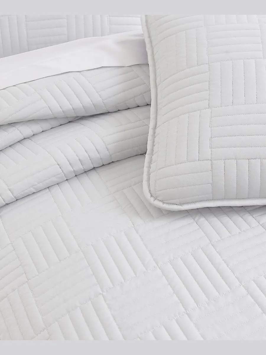 Комплект постельного белья «Клетка» из 2 предметов, размер Twin Southshore Fine Linens — изображение 3 из 3, белый