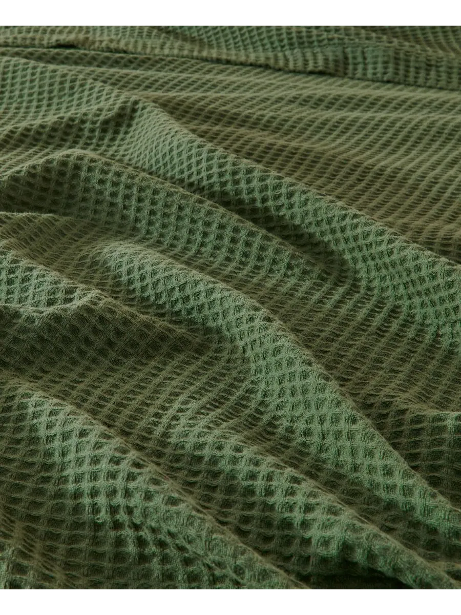 Хлопковое одеяло с вафельным плетением Linery & Co, Forest green, Twin — изображение 2 из 6, зеленый