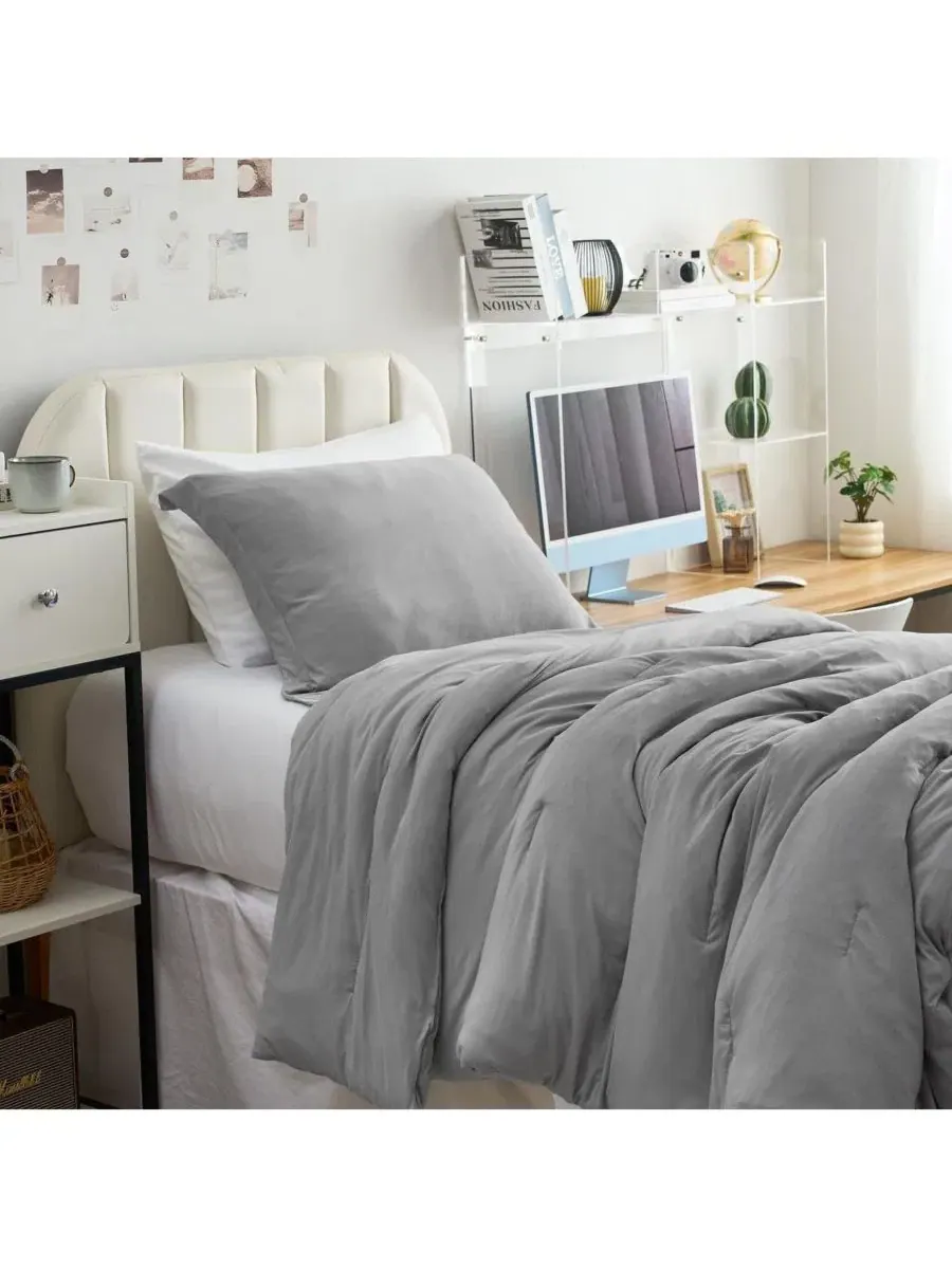 Комплект стеганого одеяла Chillin Panda Oversized Comforter Set Coma Inducer — изображение 3 из 4, серый