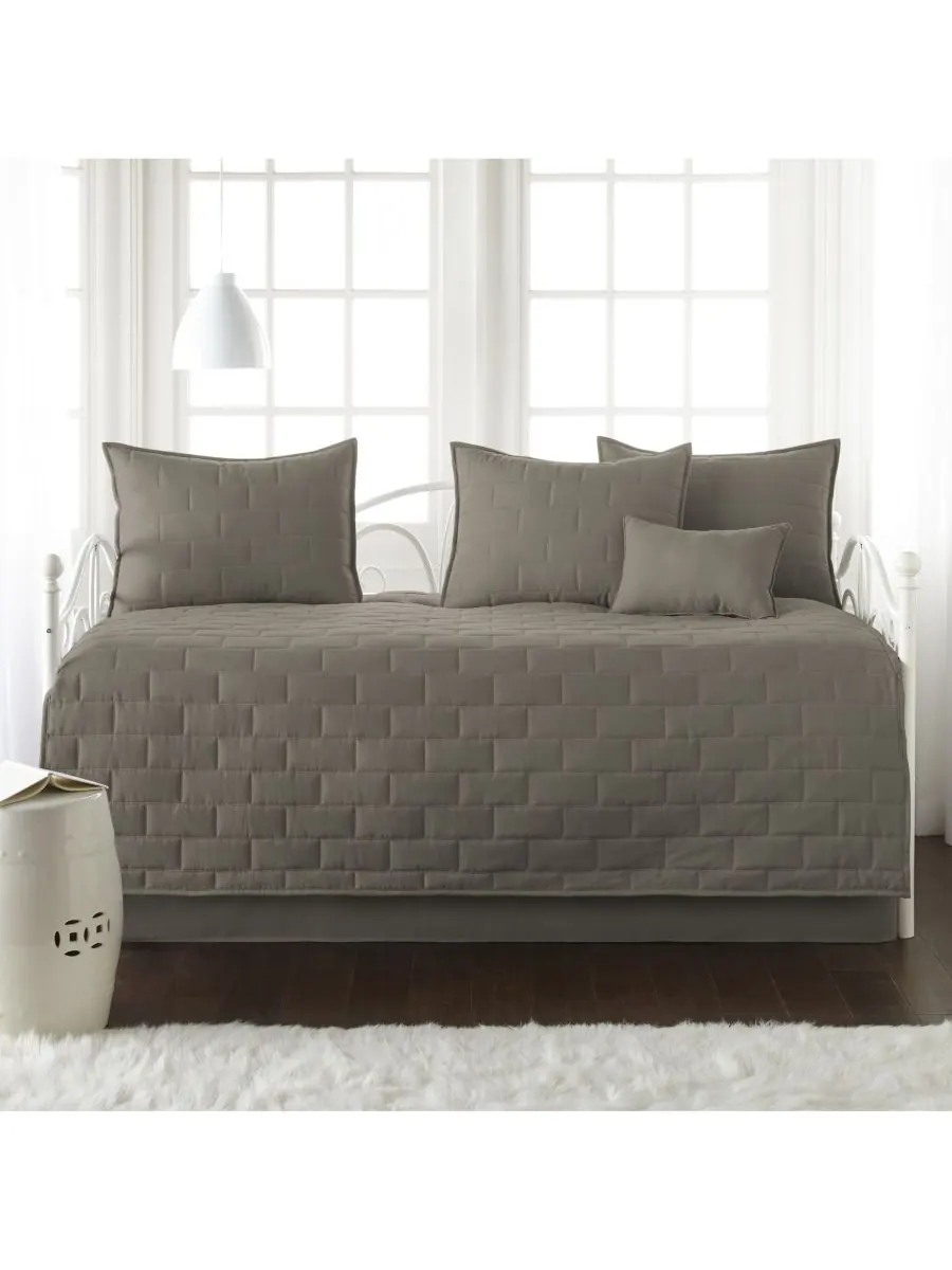 Комплект постельного белья Brickhouse Farmhouse из 3 предметов (одеяло и кушетка) Southshore Fine