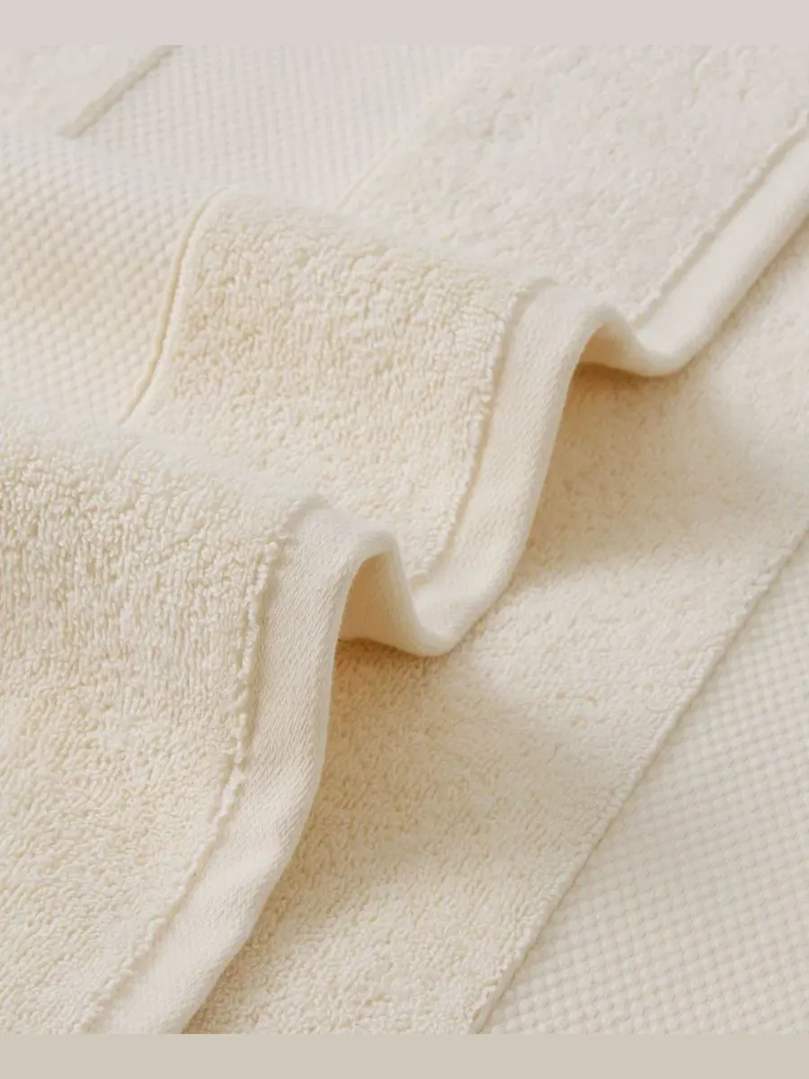 Набор банных полотенец из турецкого хлопка с каймой, 2 шт, 84 x 160 см French Connection — изображение 6 из 11, белый