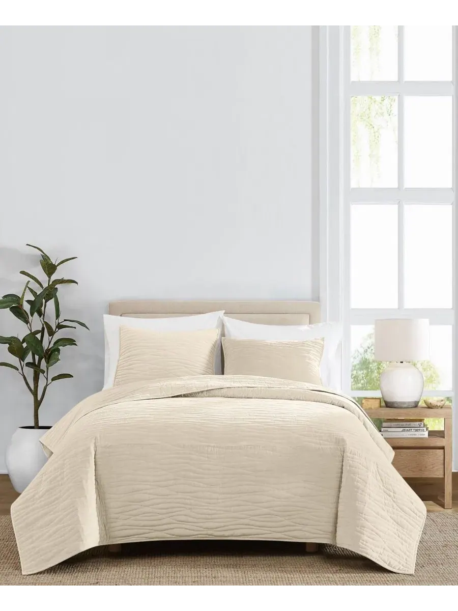Комплект стеганого покрывала из хлопка с велюровой отделкой Wavy Cotton Matte Velvet Royal Velvet — бежевый