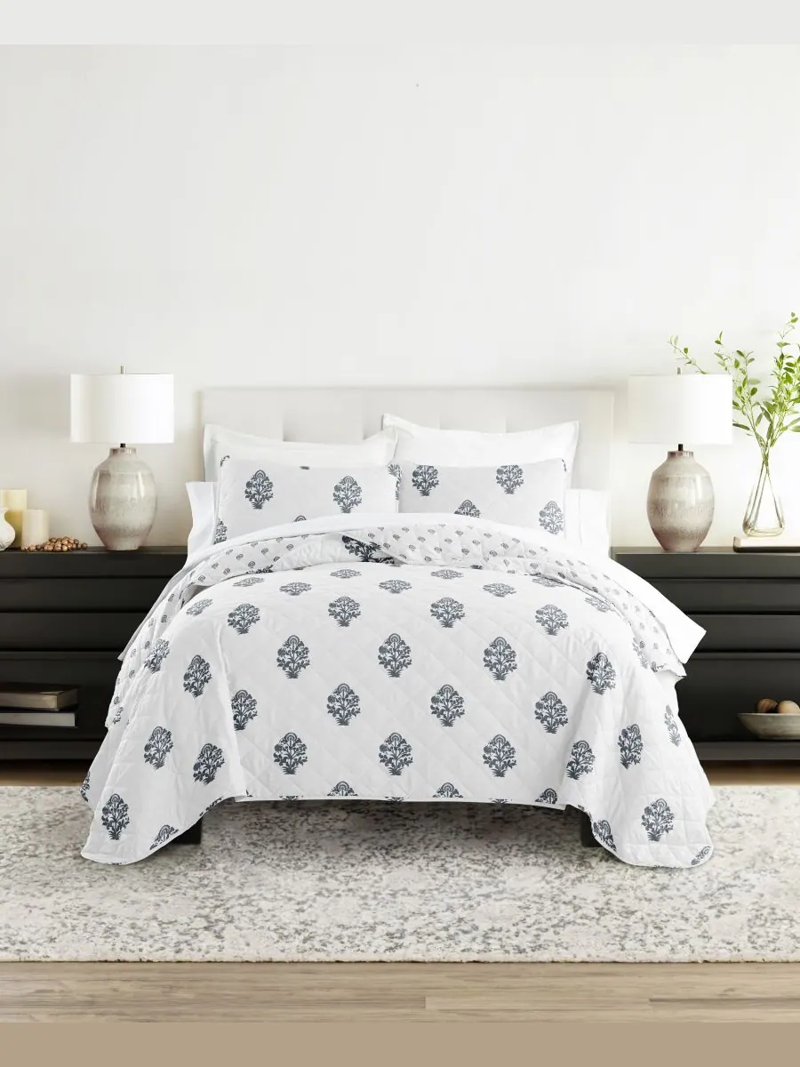 Двусторонний комплект постельного белья Stamped Bloom, 2 предмета, размер Twin/Twin XL ienjoy Home — изображение 1 из 10
