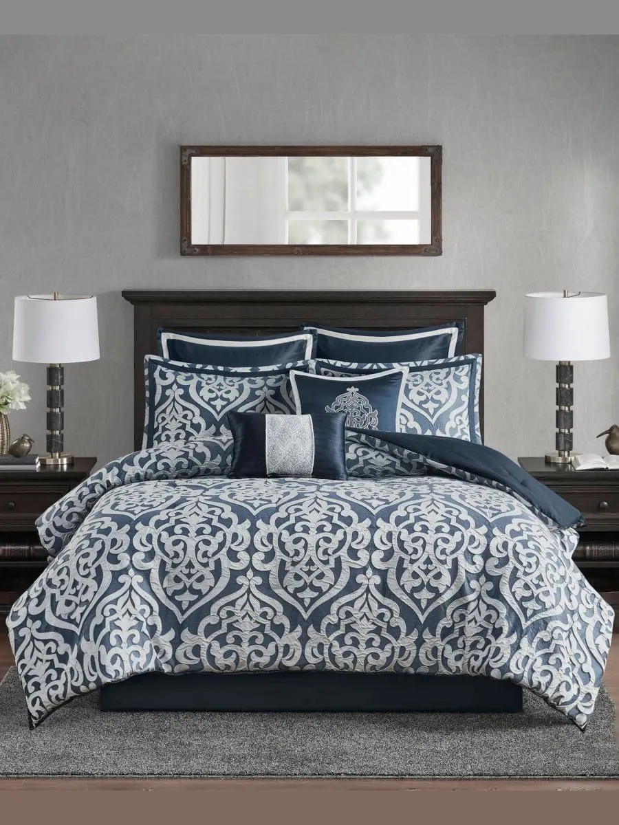 Комплект постельного белья Odette Jacquard, 8 предметов, размер King Madison Park