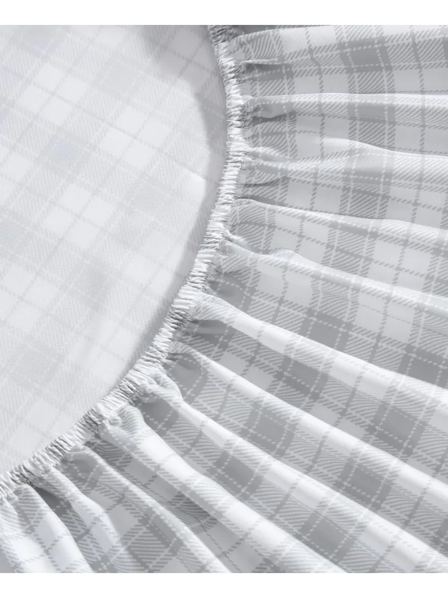 Комплект постельного белья Penstemon Plaid из микрофибры с терморегулирующими свойствами, 3 — изображение 6 из 6, серый