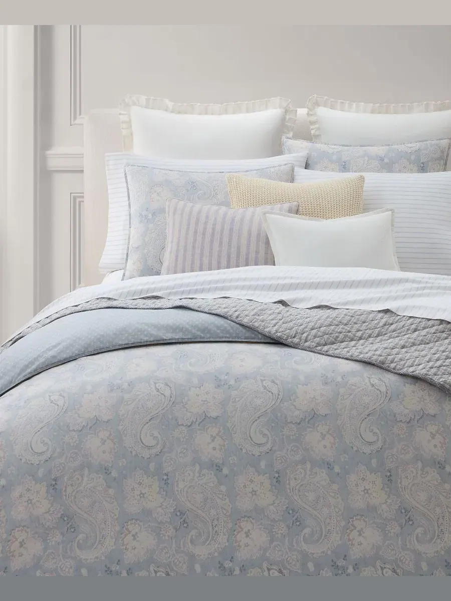 Комплект пододеяльника с наволочками Leigh Paisley, размер King Lauren Ralph Lauren — изображение 1 из 5, синий