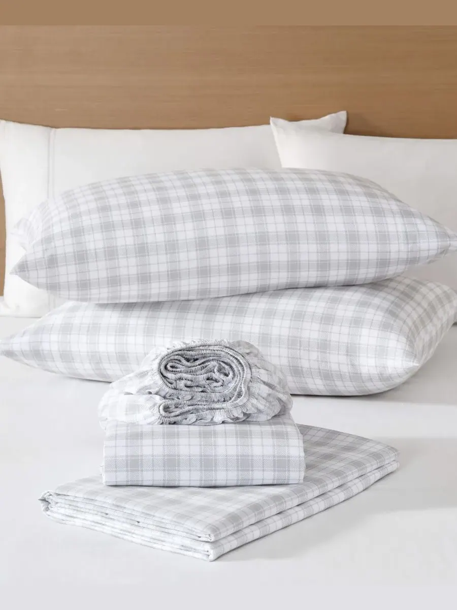 Комплект постельного белья Penstemon Plaid из микрофибры с терморегулирующими свойствами, 4 — изображение 2 из 7, серый