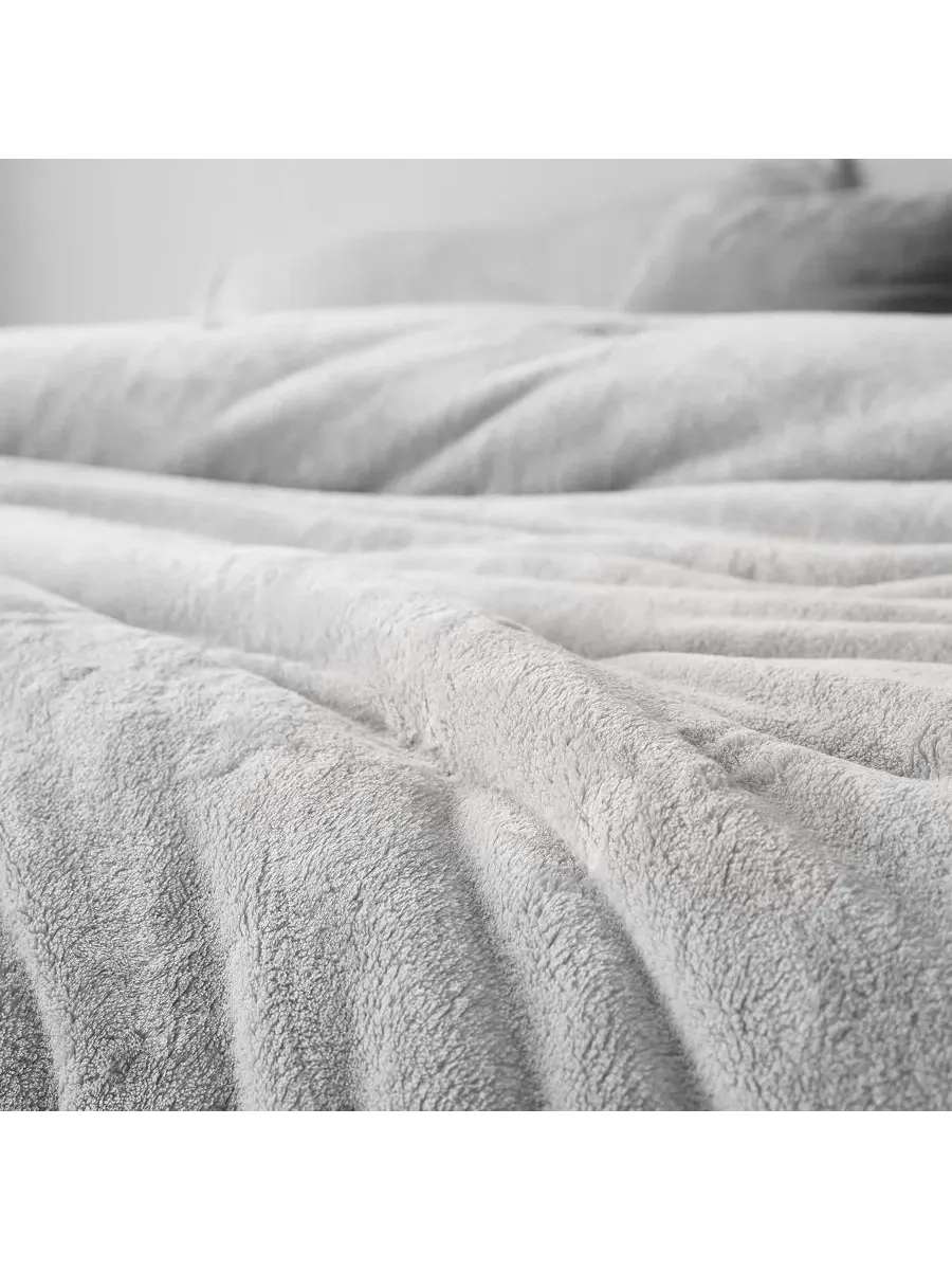 Комплект стеганого одеяла Oversized Me Sooo Comfy Coma Inducer — изображение 3 из 5, серый