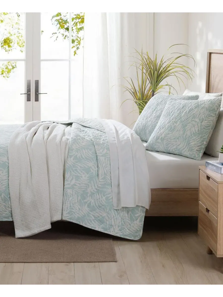 Комплект стеганых одеял с наволочкой, 2 предмета, Twin, Art Of Palms Tommy Bahama Home — изображение 3 из 12, синий