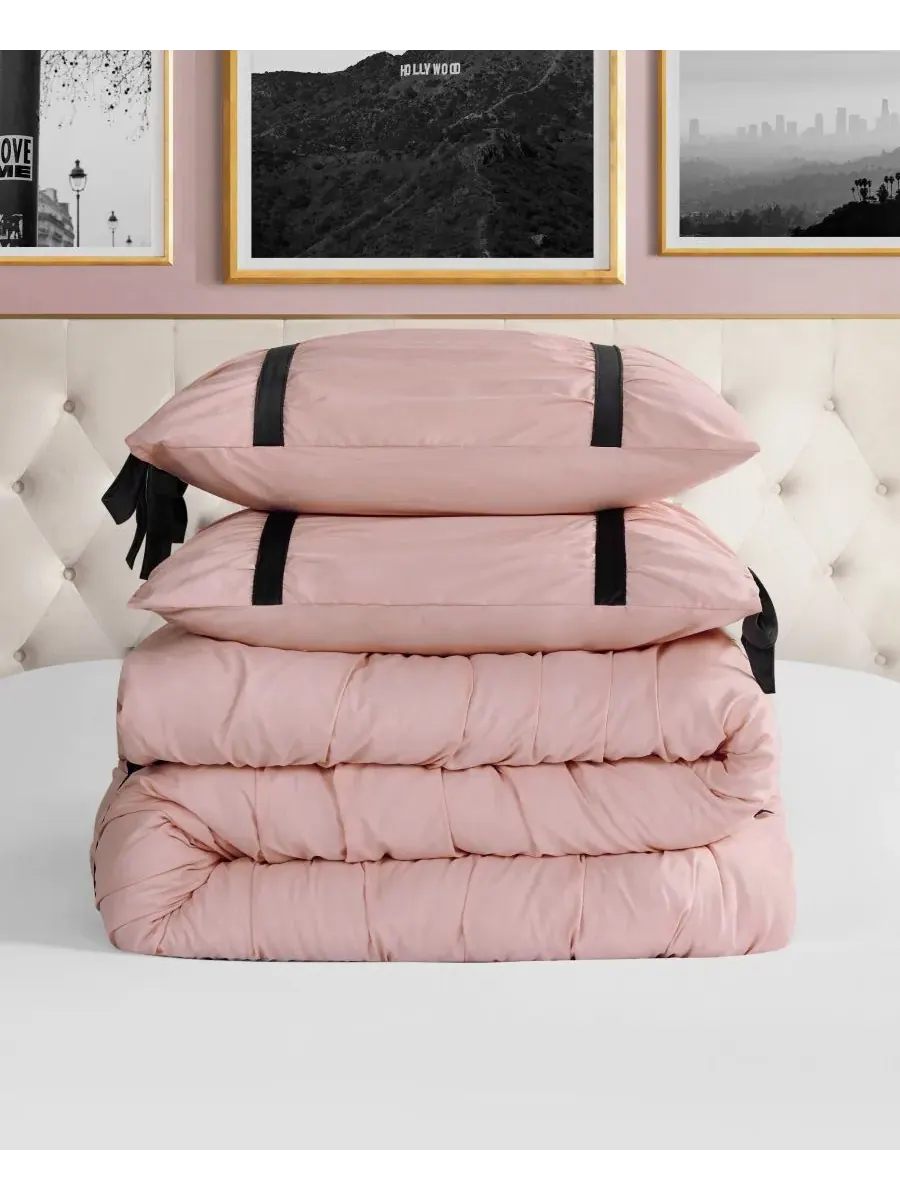 Комплект постельного белья Amelie Velvet Bows Ruched из 3 предметов, размер Full/Queen Juicy Couture — изображение 4 из 7