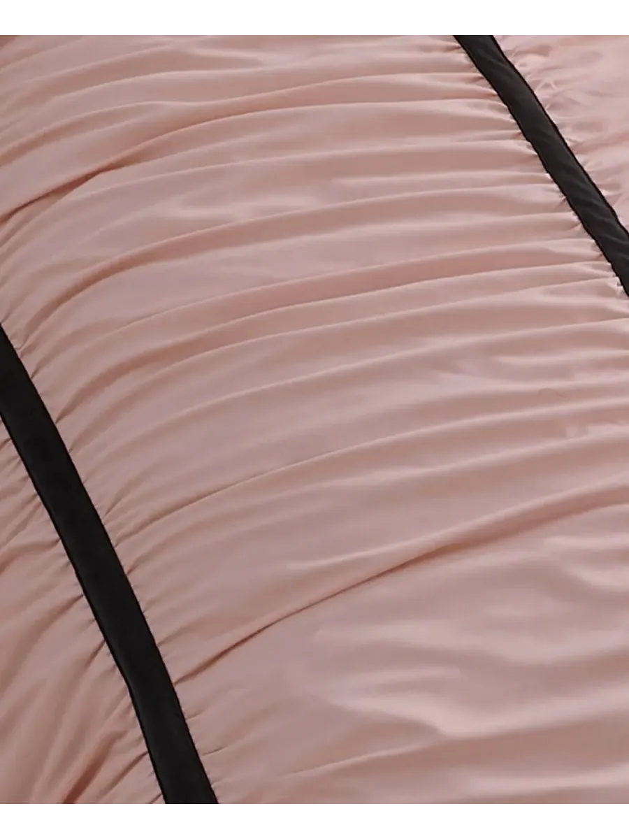 Комплект постельного белья Amelie Velvet Bows Ruched из 3 предметов, размер Full/Queen Juicy Couture — изображение 5 из 7