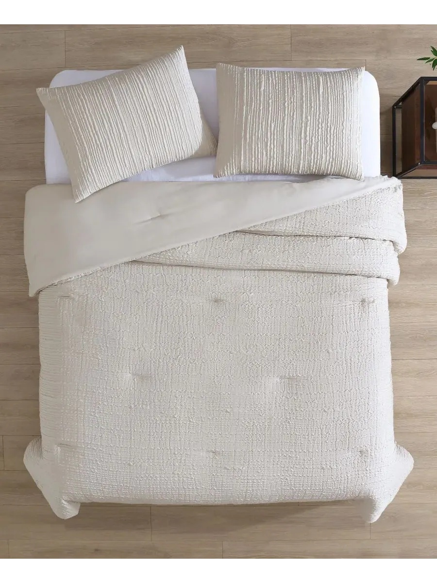 Комплект постельного белья Serenity Wavy Lines Beige Embossed, 3 предмета, размер King Kenneth Cole — изображение 3 из 10