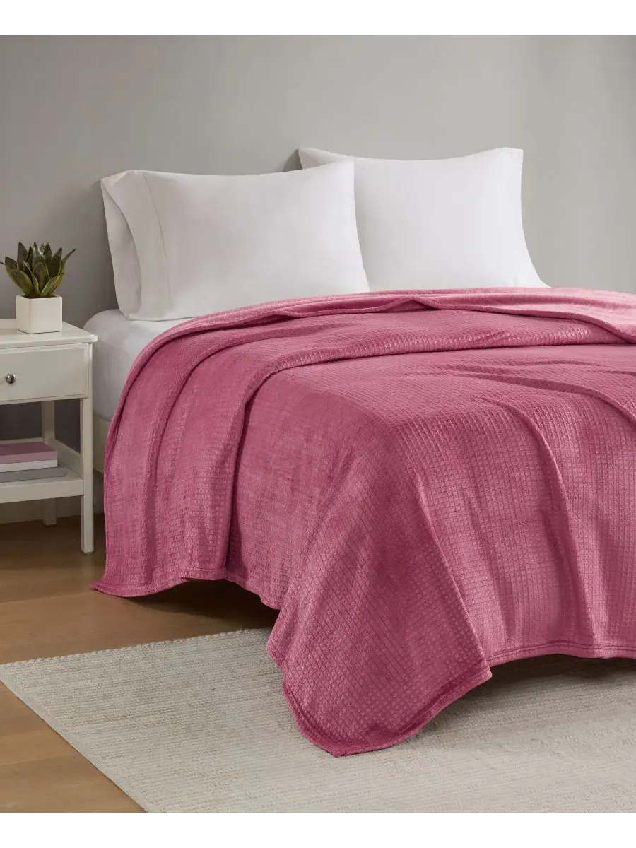 Плед плюшевый вафельный, King Premier Comfort — изображение 2 из 4, розовый