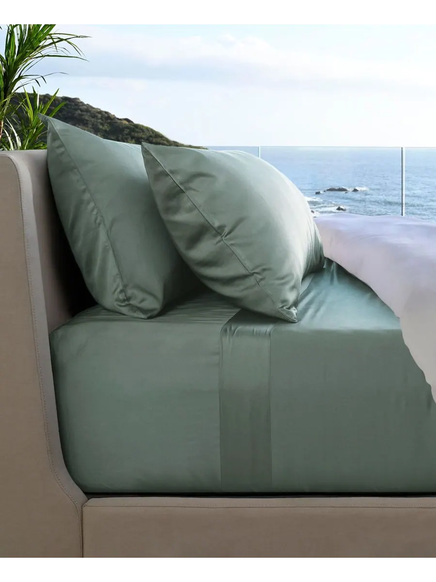 Комплект постельного белья Resort Sateen из терморегулирующей вискозы, 4 предмета Cariloha