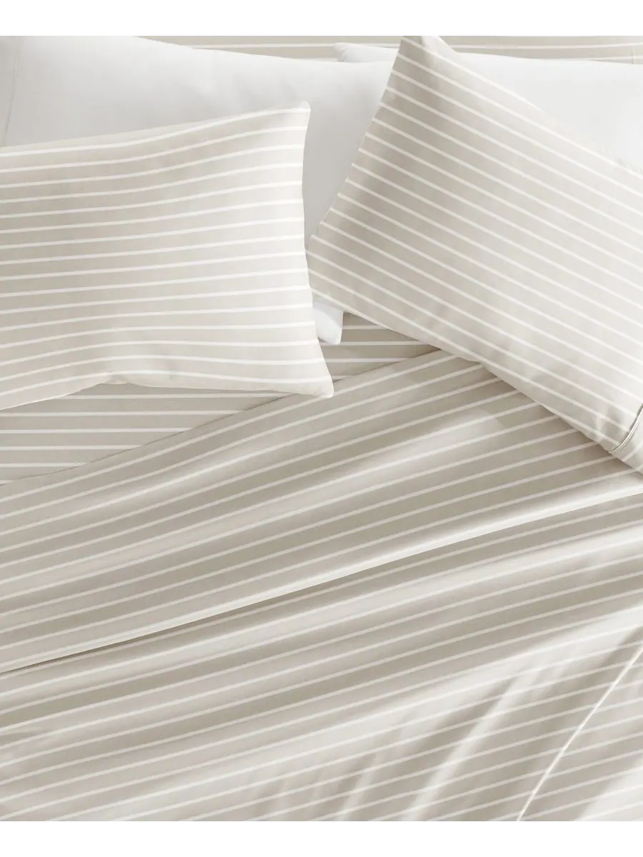 Комплект постельного белья Soft Lines из 4 предметов, размер King ienjoy Home — изображение 4 из 4, прозрачный