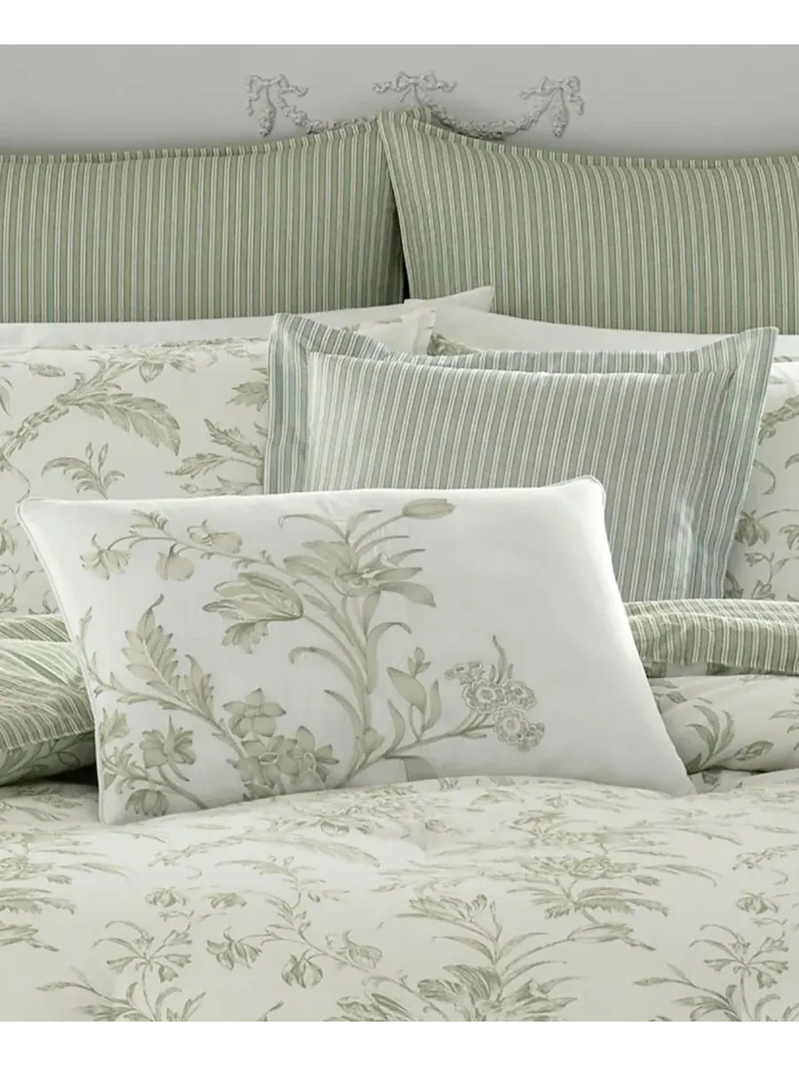 Комплект постельного белья Natalie из 7 предметов, размер King Laura Ashley, шалфейный — изображение 9 из 10