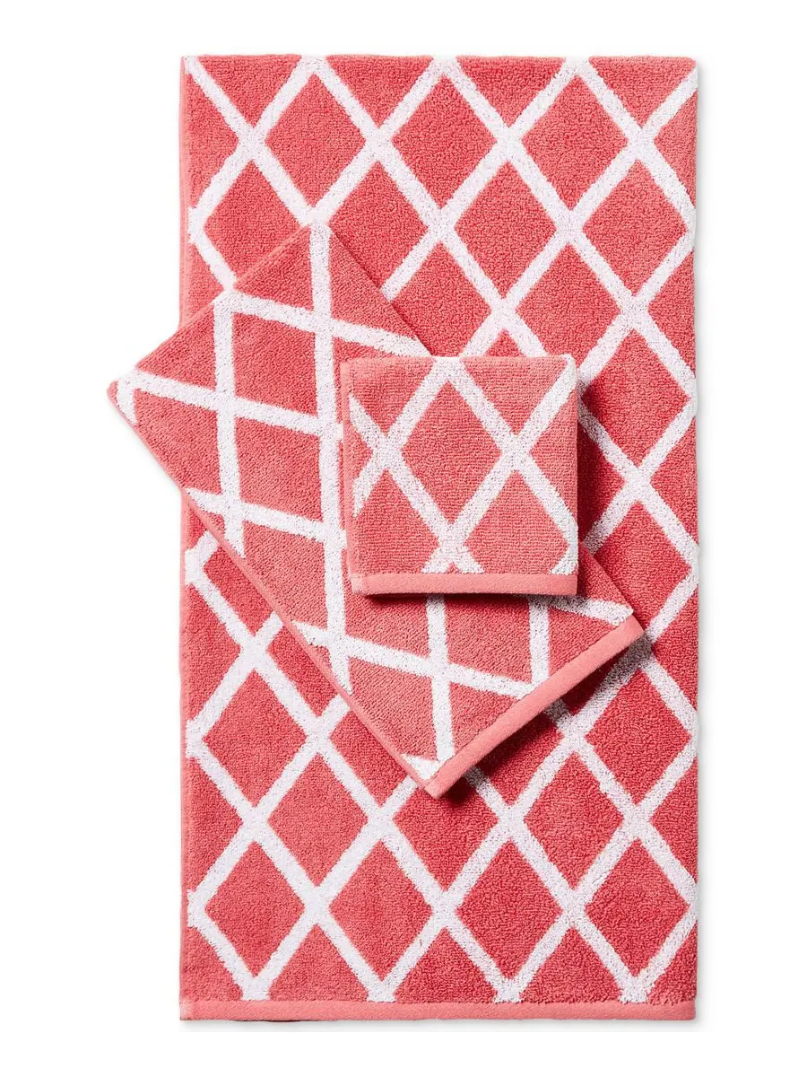 Банное полотенце Sanders Diamond из хлопка, 76,6 см x 137 см Lauren Ralph Lauren — изображение 2 из 4, розовый