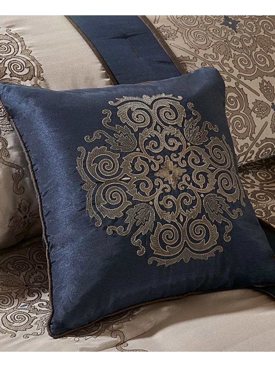 Комплект постельного белья Donovan Jacquard Medallion из 7 предметов, размер King Madison Park — изображение 4 из 7