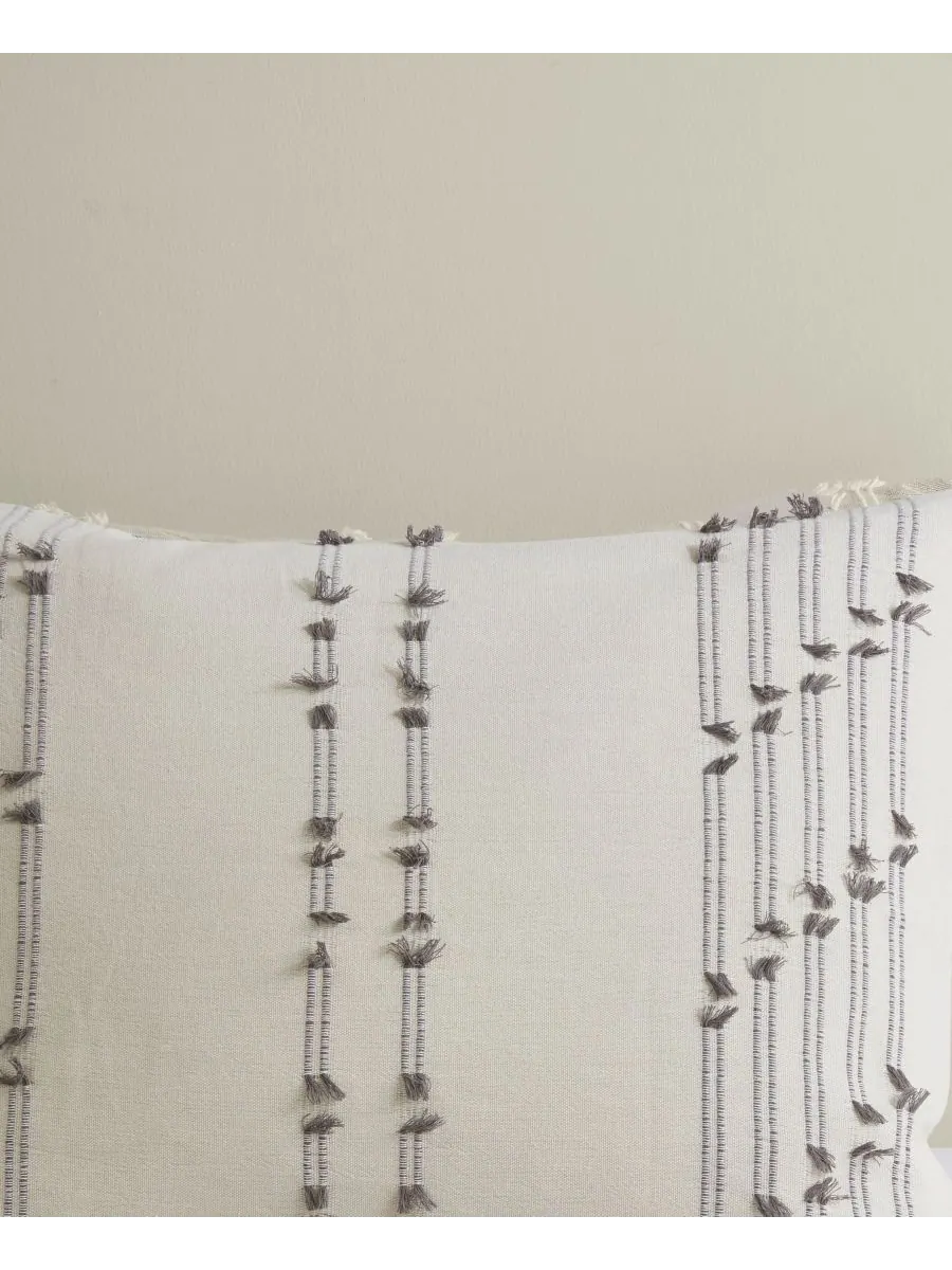 Комплект постельного белья Kara Jacquard из 3 предметов, размер King/California King Ink+Ivy — изображение 5 из 6, белый