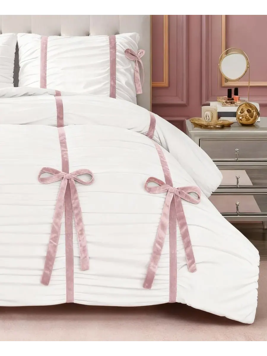 Комплект постельного белья Amelie Velvet Bows Ruched, 3 предмета, размер King Juicy Couture