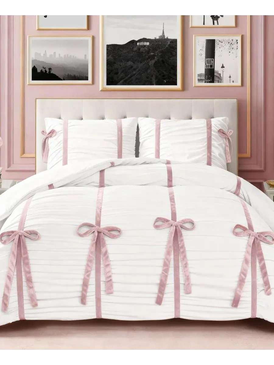 Комплект постельного белья Amelie Velvet Bows Ruched, 3 предмета, размер King Juicy Couture — изображение 6 из 7, белый