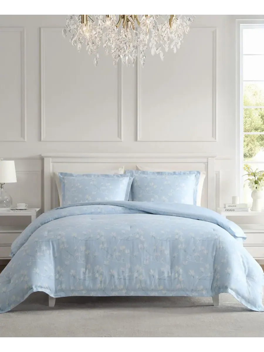Комплект постельного белья Magnolia Grove из 3 предметов, размер Full/Queen Laura Ashley — изображение 1 из 7, светлый синий