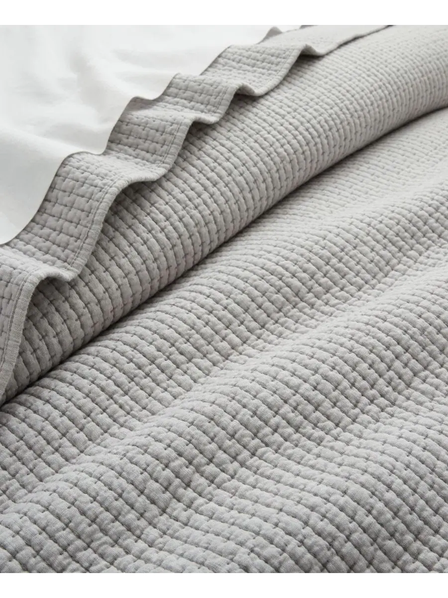 Стеганое покрывало Pick-Stitch Artisan Textured 3-Piece Quilt Set Levtex Home — изображение 4 из 4, серый