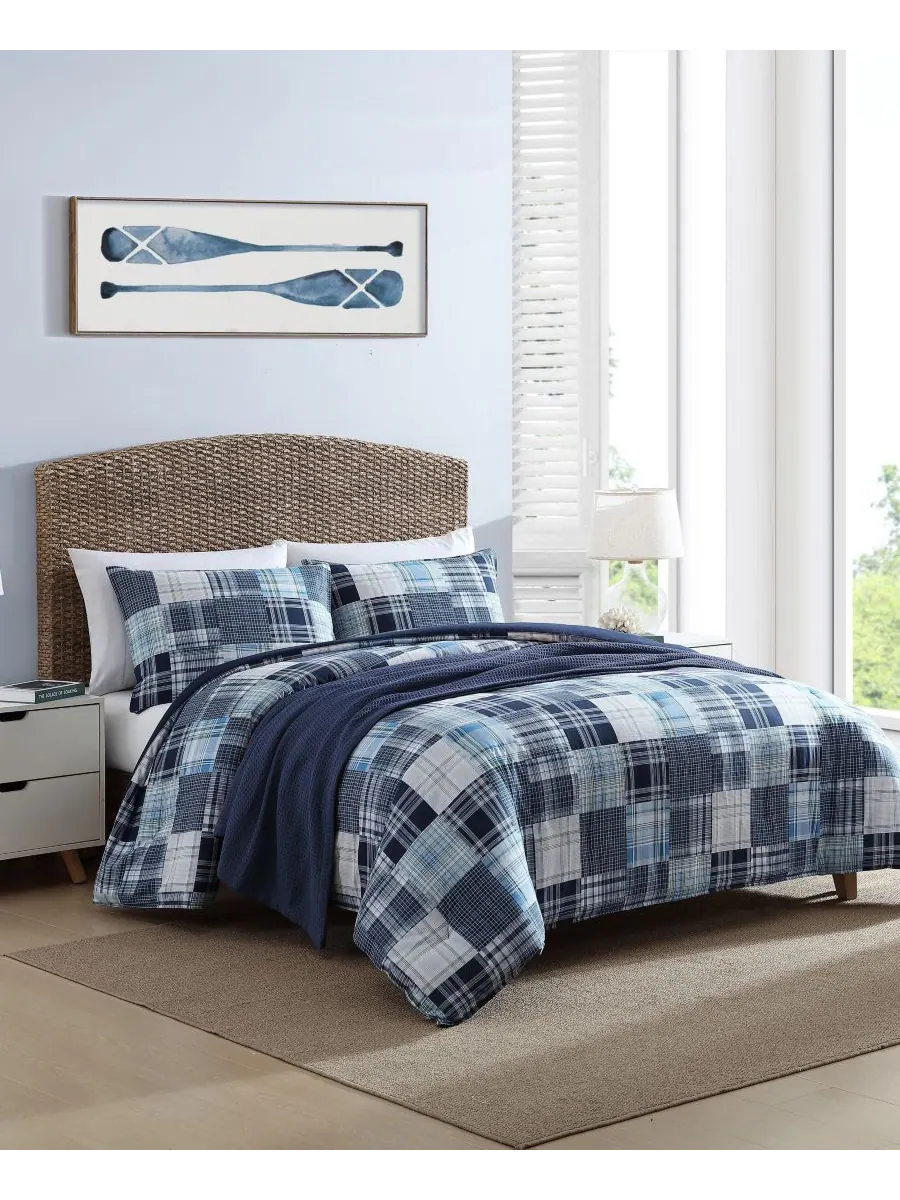 Комплект постельного белья Mason Patchwork из 3 предметов, размер King Nautica — изображение 3 из 5, синий/зеленый
