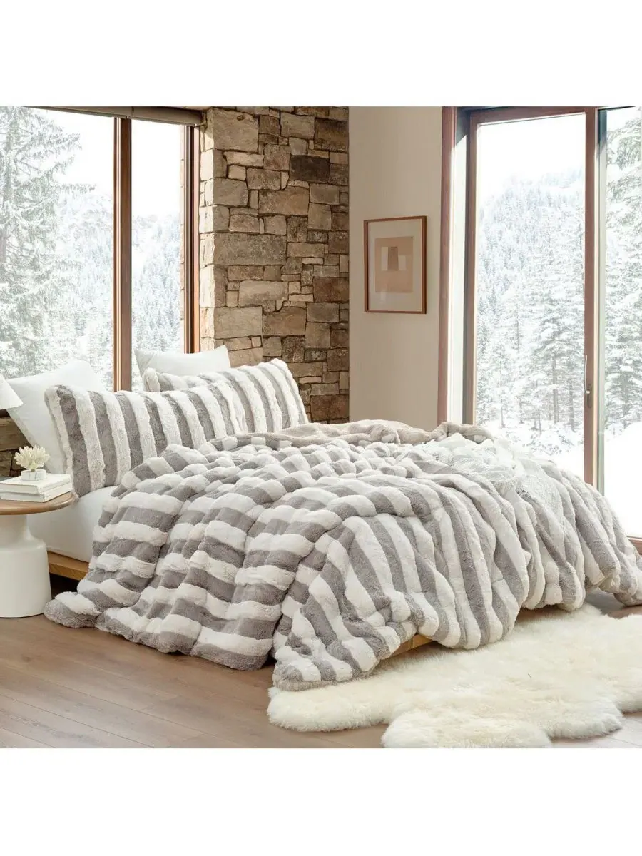 Комплект постельного белья Chunkiest Chunky Bunny Freezin Waters - Coma Inducer Oversized Comforter — изображение 2 из 4