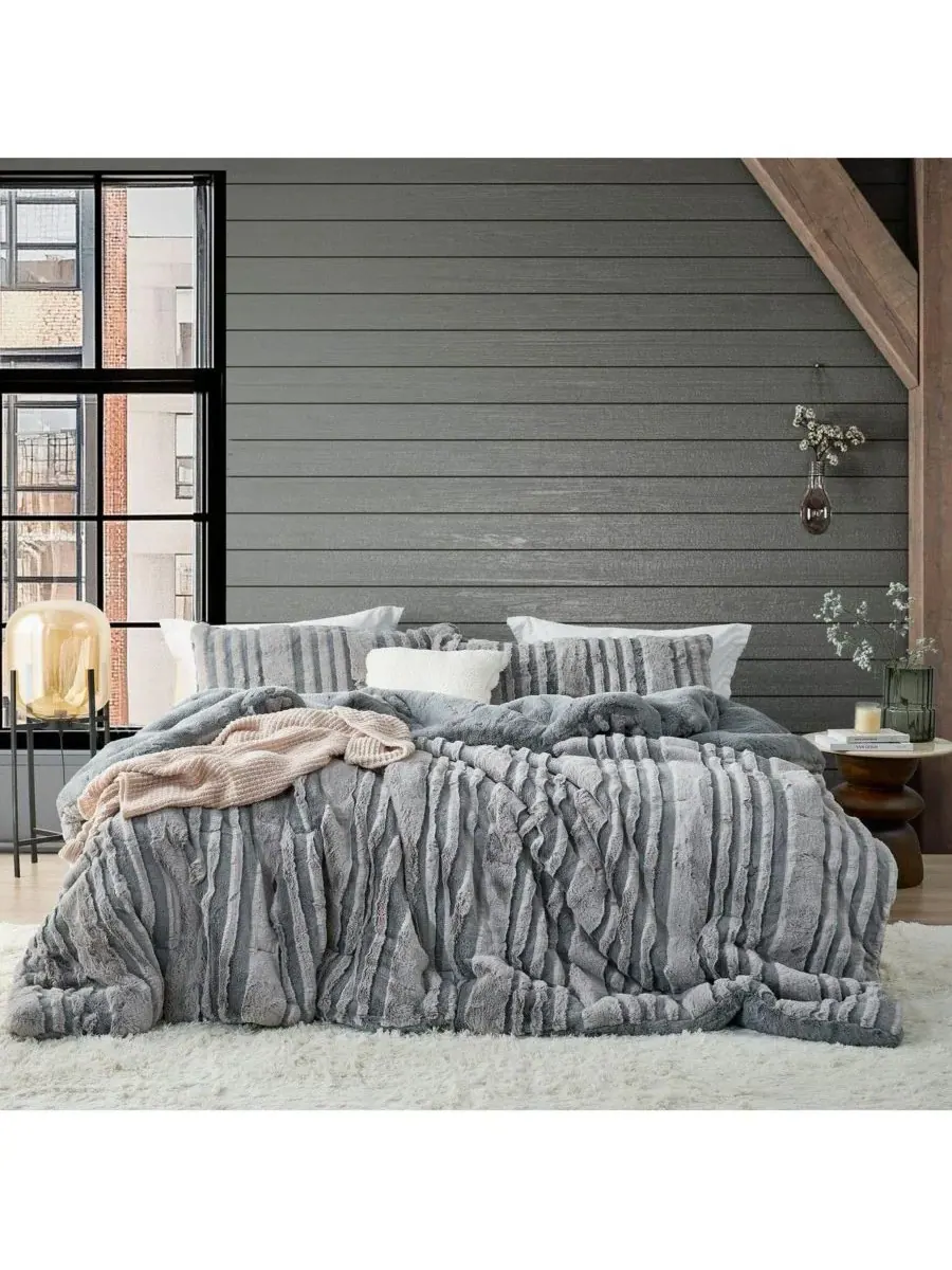 Комплект постельного белья Chunkiest Chunky Bunny Freezin Waters - Coma Inducer Oversized Comforter — изображение 1 из 4