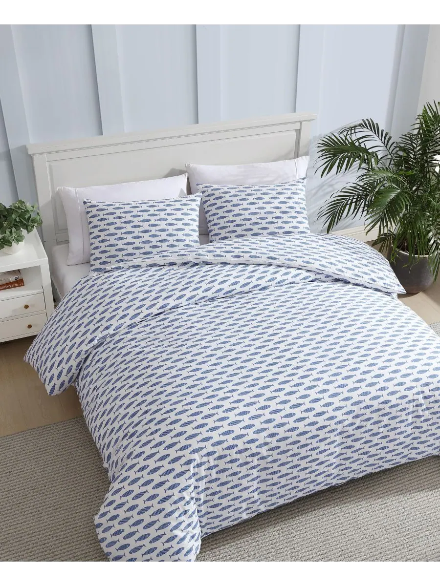 Комплект постельного белья Woodblock Fish Percale, 3 предмета, размер King Nautica — изображение 2 из 6, синий