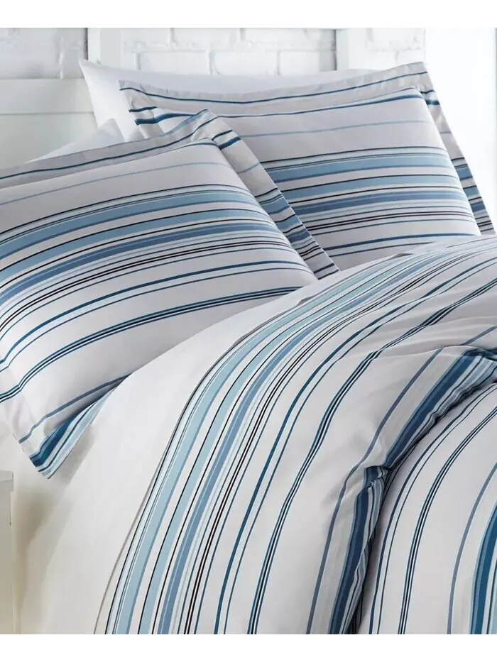 Комплект из трех предметов: одеяло и накидка в полоску, Full/Queen Southshore Fine Linens — изображение 5 из 5, тауп
